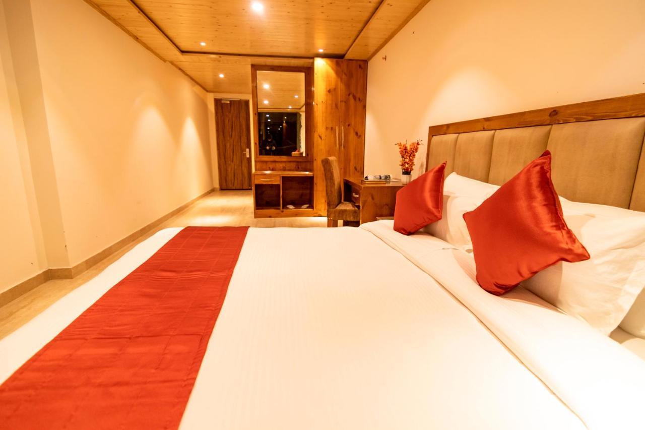 Golden Fern Resort Shimla Zewnętrze zdjęcie