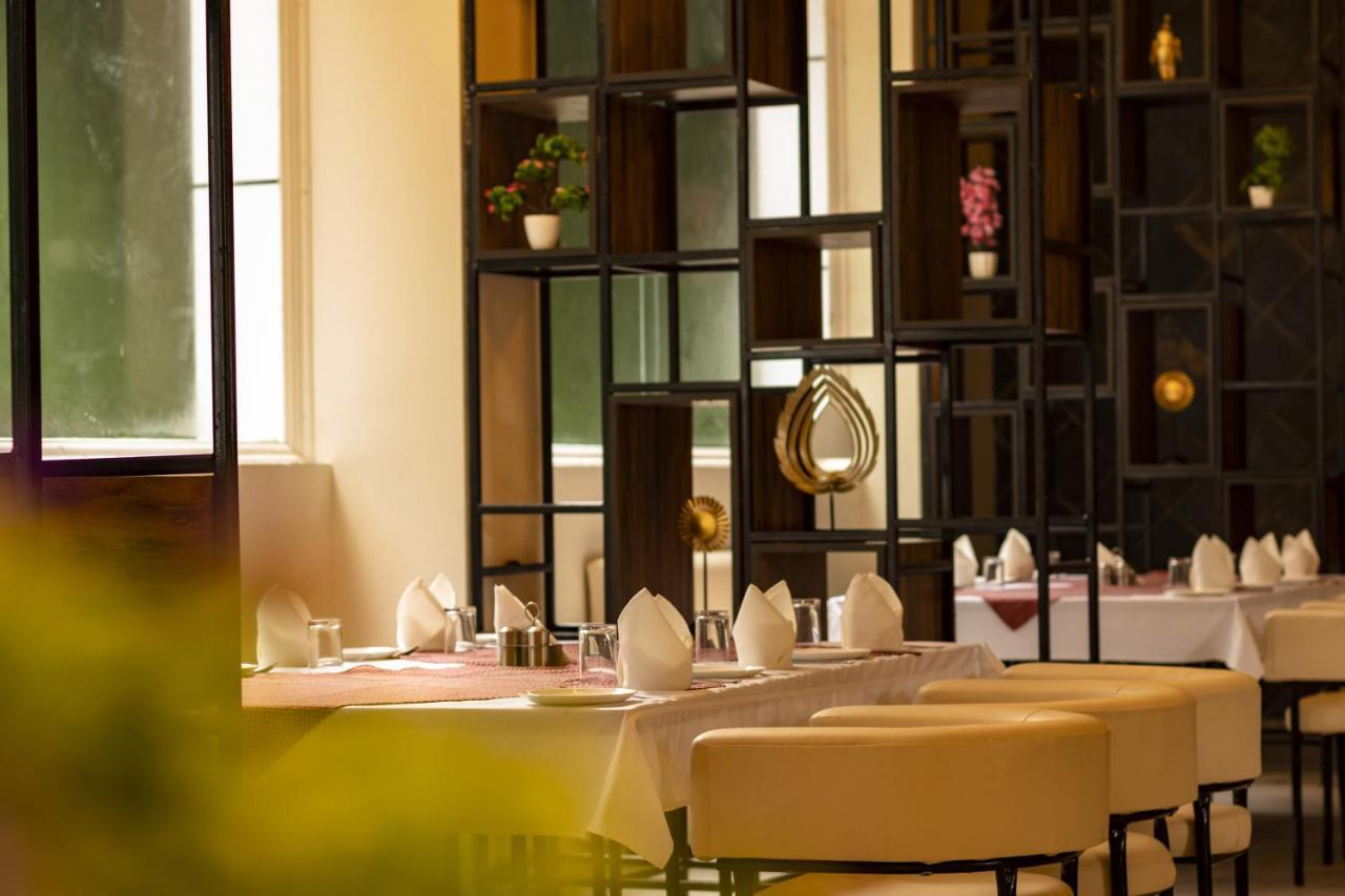 Golden Fern Resort Shimla Zewnętrze zdjęcie