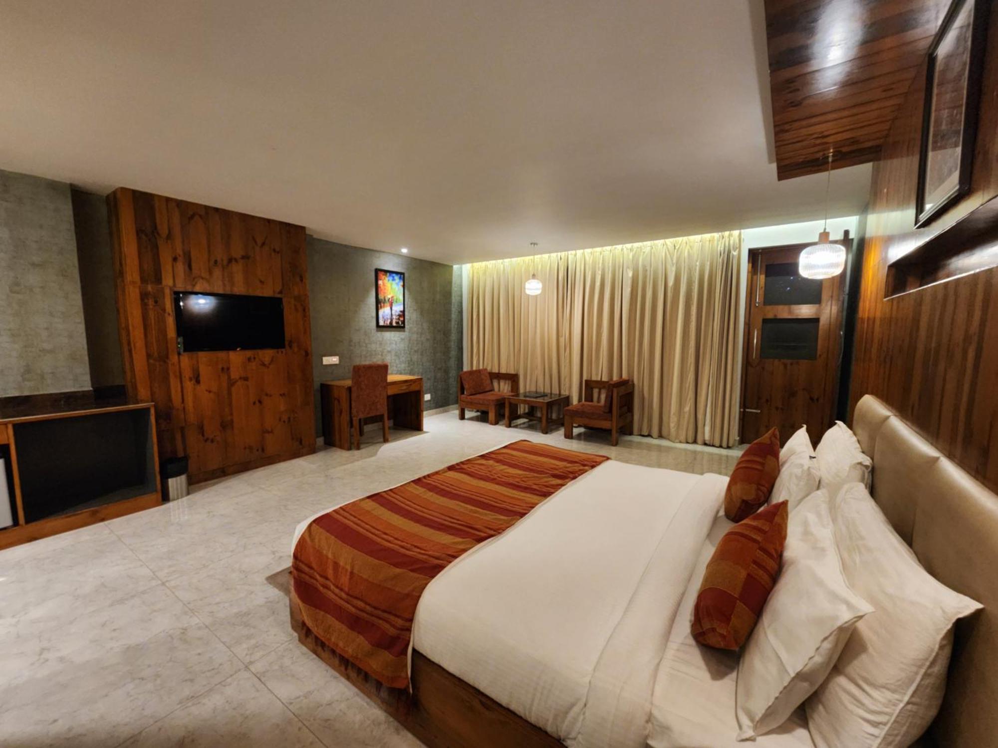 Golden Fern Resort Shimla Zewnętrze zdjęcie