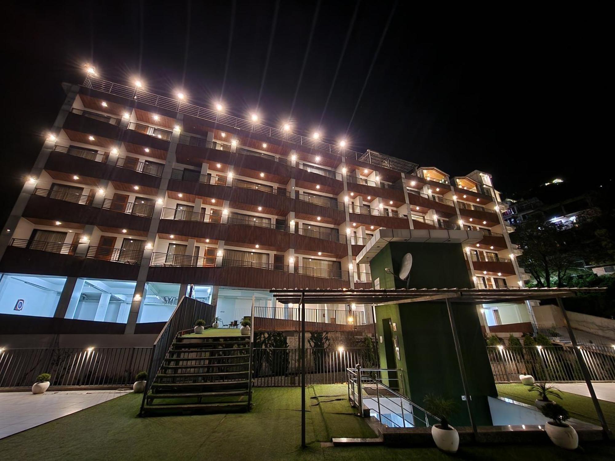 Golden Fern Resort Shimla Zewnętrze zdjęcie